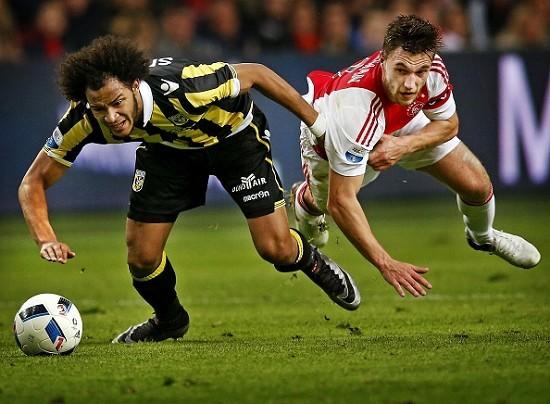 欧博体育关于今晨阿贾克斯调整名单以备足总杯，队长鼓劲环节打磨，悬念犹存，资深球员宣示担当的信息